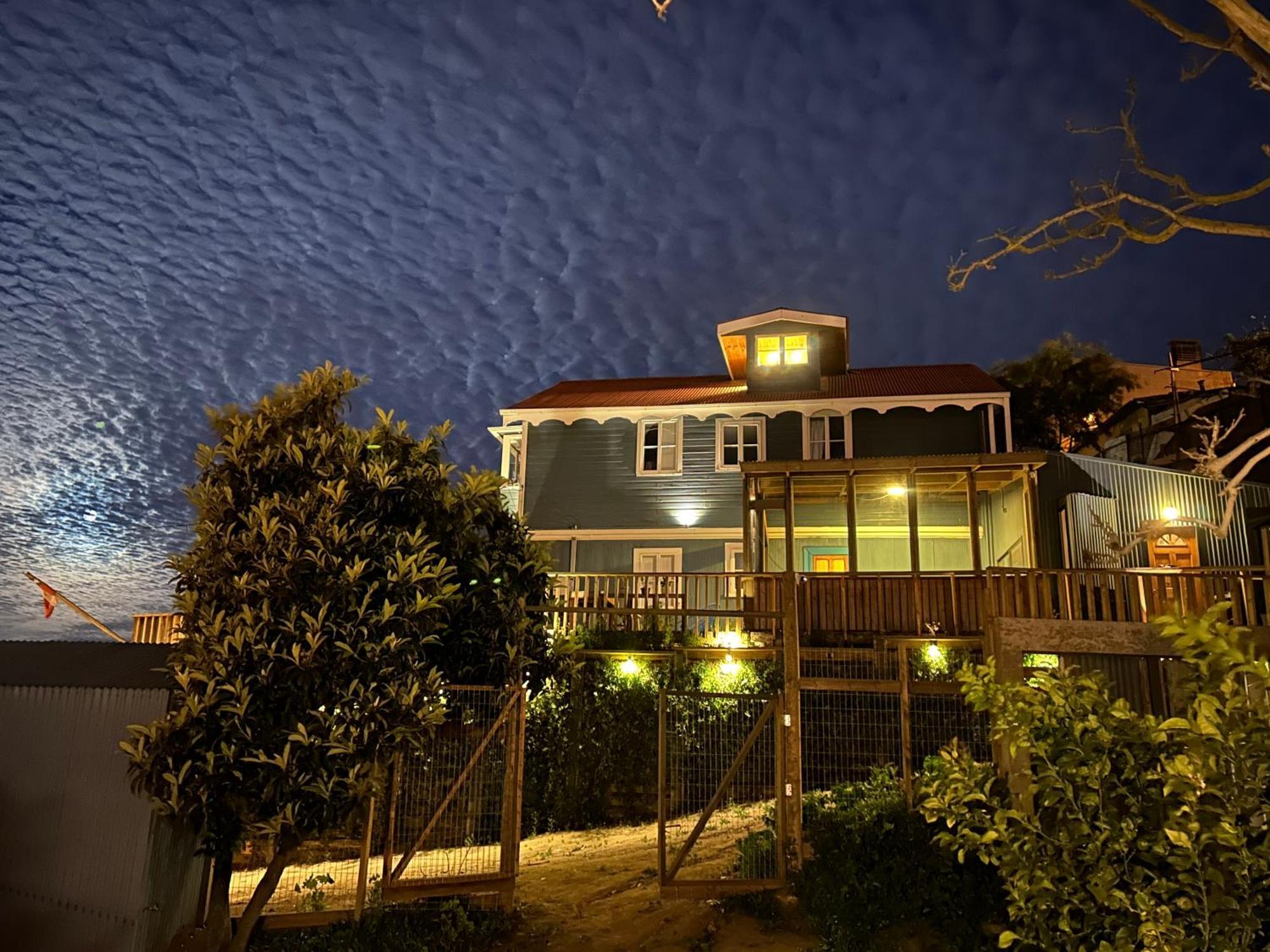 Hotel Faro Azul Valparaiso Cerro Alegre المظهر الخارجي الصورة
