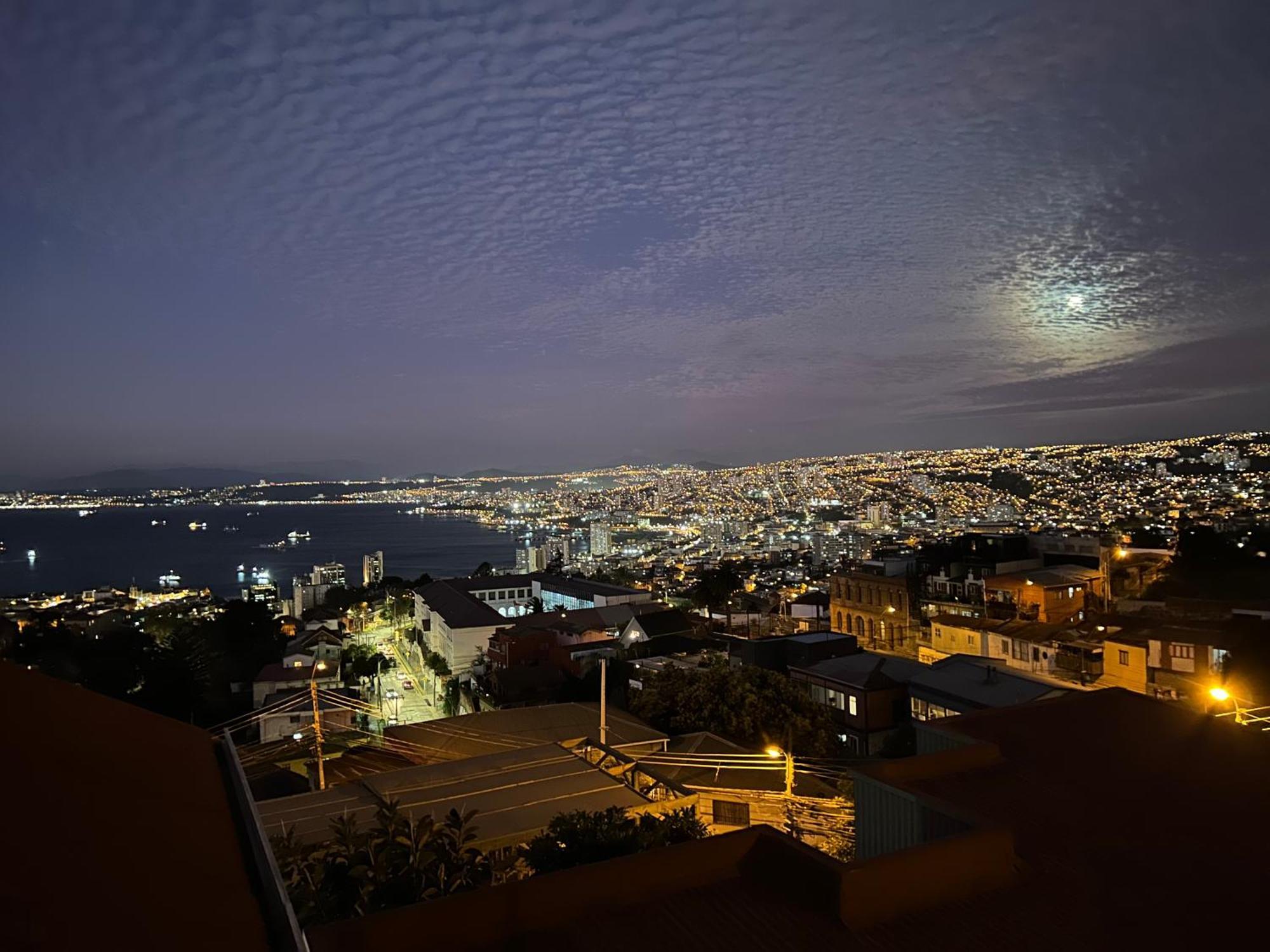 Hotel Faro Azul Valparaiso Cerro Alegre المظهر الخارجي الصورة