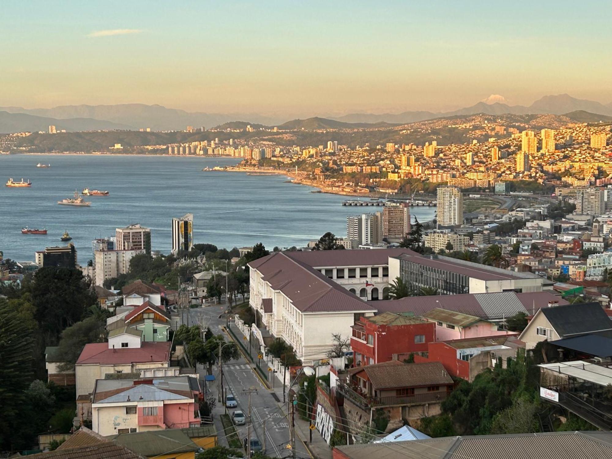 Hotel Faro Azul Valparaiso Cerro Alegre المظهر الخارجي الصورة